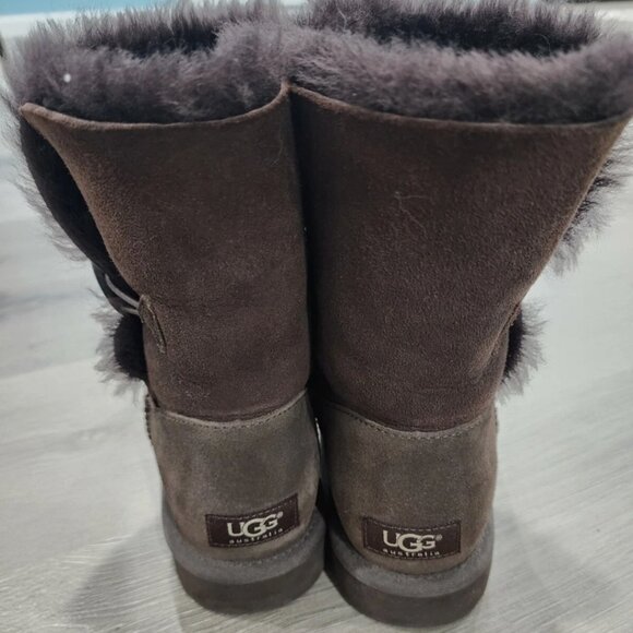 Authentic Ugg Bailey Button Boots Chocolate size 7 - Picture 2 of 6